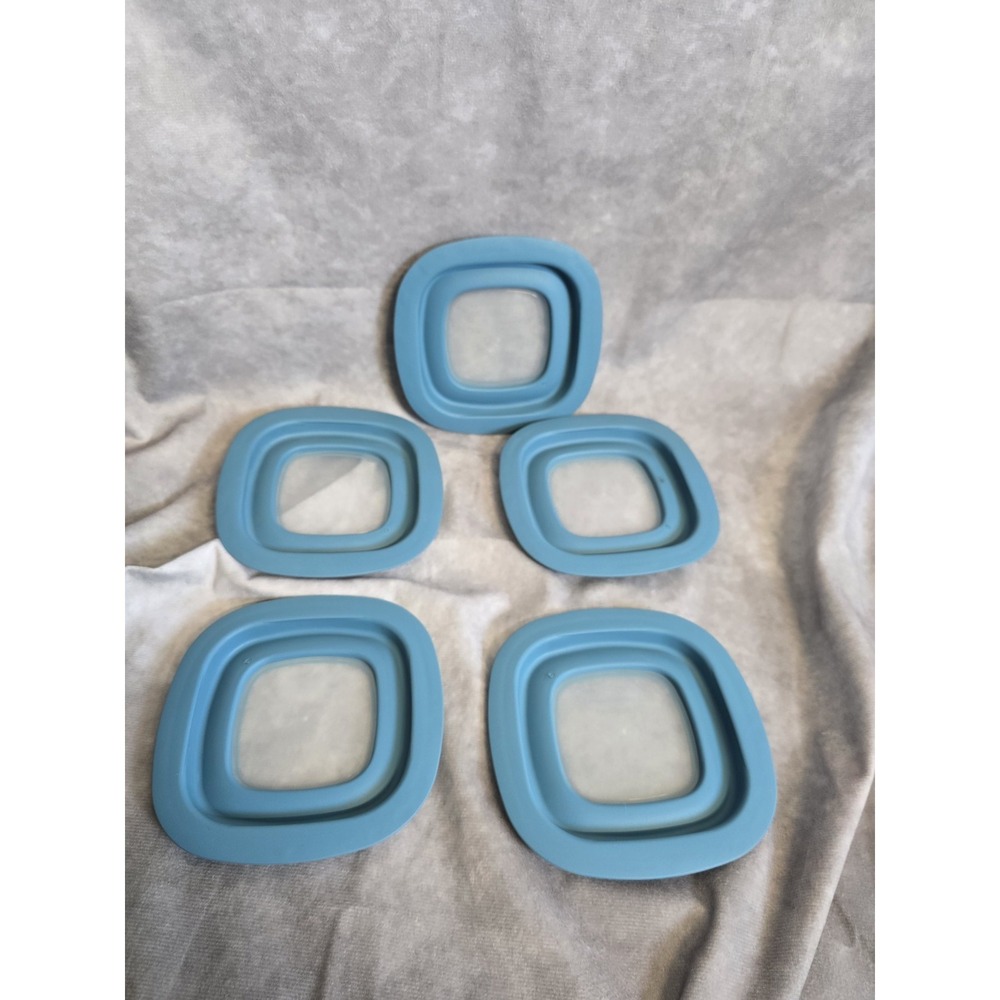 Rubbermaid Lot 5 Premier 10M1M2 Blue Square 5"Replacement Container Window Lid